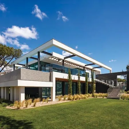 Villa Villa In Vale Do Lobo Sleeps 8 Includes Swimming Pool Air Con And Wifi 2 Vale do Lobo
